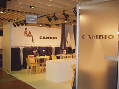 large image of cambio booth